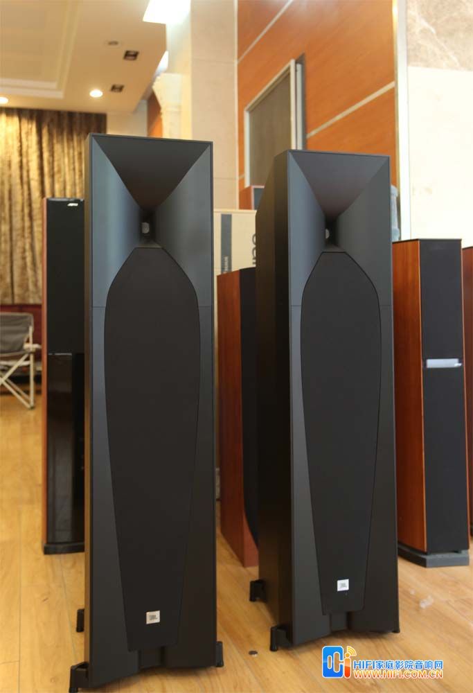 JBL Studio 580